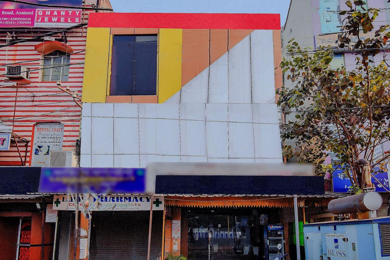 Oyo 78593 Nidhi International Āsansol Exterior foto